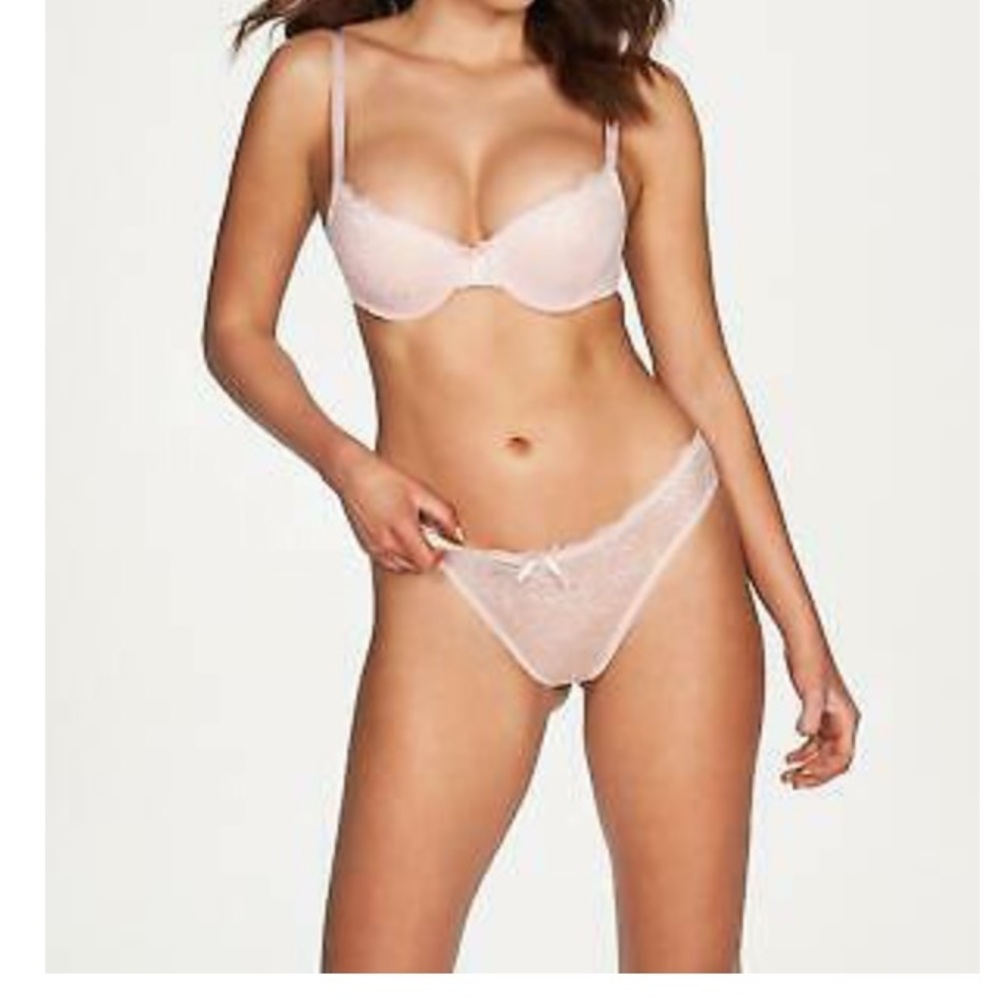 Chelsea-Rose Bra & Panty Set